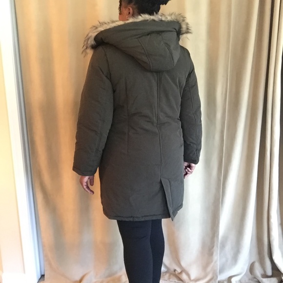 NWT Lane Bryant Faux-Fur Trim Hooded Parka Size 10/12W - Picture 2 of 16